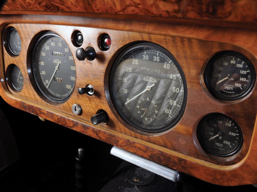  Healey Elliott Sport Saloon by Tickford 1946 года  (фото 4 из 6)